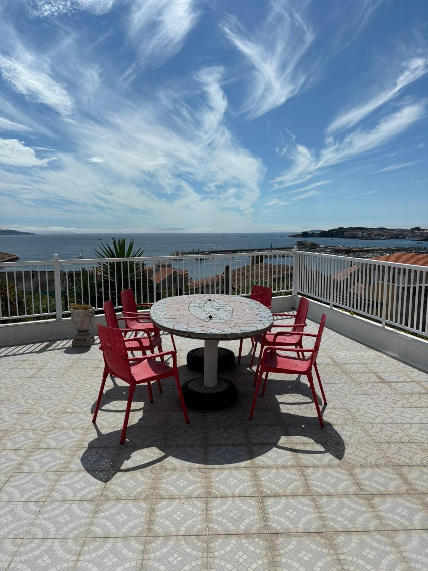 Planta Baja Con Gran Terraza De 2 A 4 Habitaciones Sanxenxo Luaran gambar